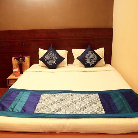 Oyo Rooms Ballygunge Hazra Law College Kalkutta Exterior foto