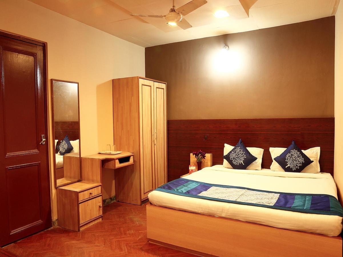 Oyo Rooms Ballygunge Hazra Law College Kalkutta Exterior foto