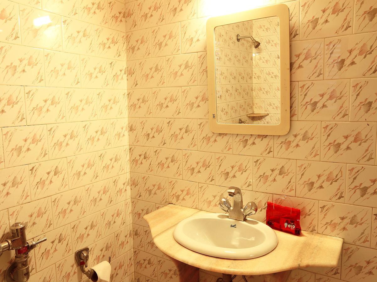 Oyo Rooms Ballygunge Hazra Law College Kalkutta Exterior foto