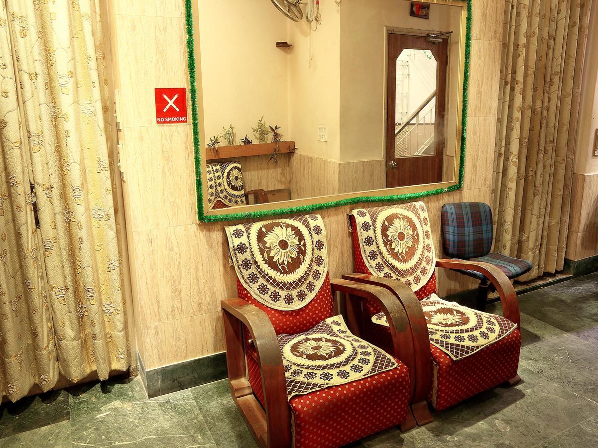 Oyo Rooms Ballygunge Hazra Law College Kalkutta Exterior foto