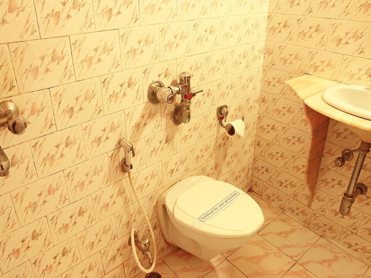 Oyo Rooms Ballygunge Hazra Law College Kalkutta Exterior foto